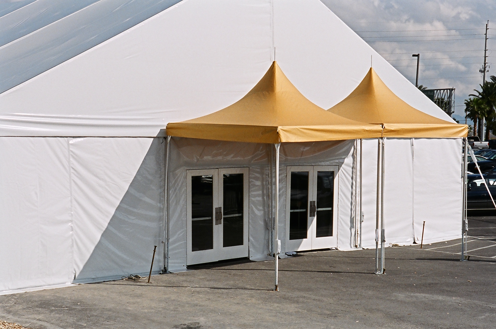High Quality, AmericanMade Sidewalls for Event Tents